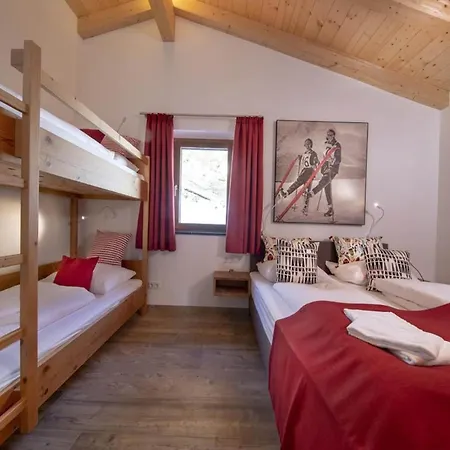 シャレー Alpine With Ski-in Access Neukirchen am Großvenediger
