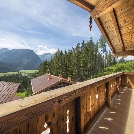 Alpine With Ski-in Access シャレー Neukirchen am Großvenediger