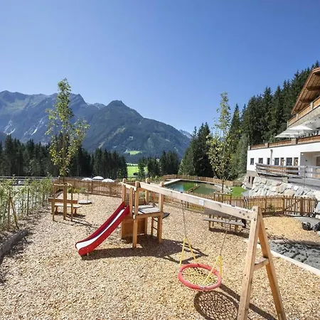 シャレー Alpine With Ski-in Access Neukirchen am Großvenediger