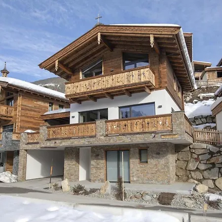 シャレー Alpine With Ski-in Access *